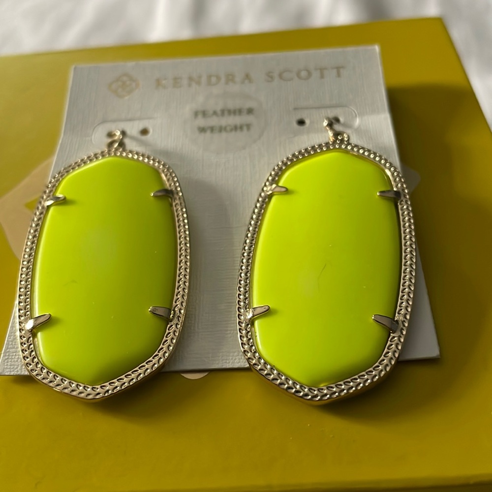 Kendra Scott Neon Danielle earrings